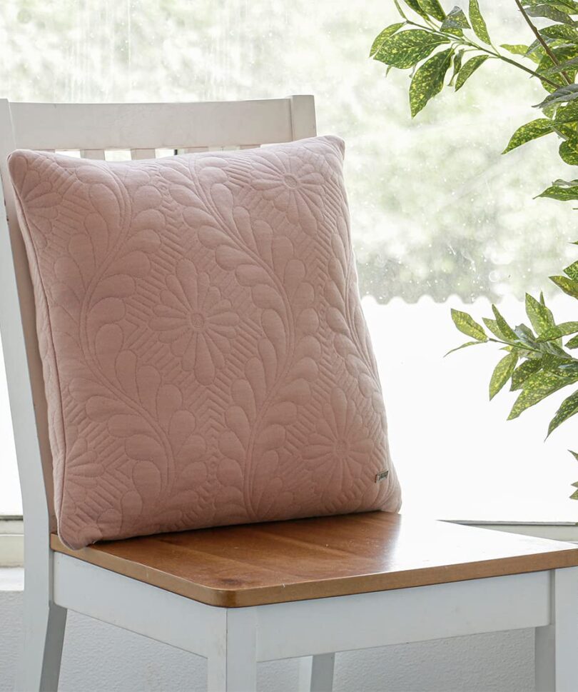 flora cotton knitted decorative cushion cover blush pink