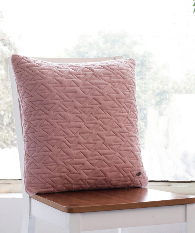 Totit Cushion Cover